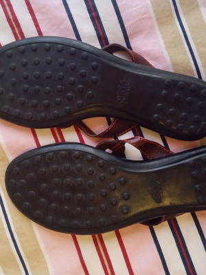 Tod's Malibu Keeper vintage women's leather sandals like new, brown and red