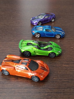 Hot Wheels αυτοκινητάκια, πακέτο 4