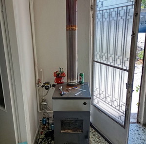 Pellet σόμπα  με όλα τα παρελκόμενα