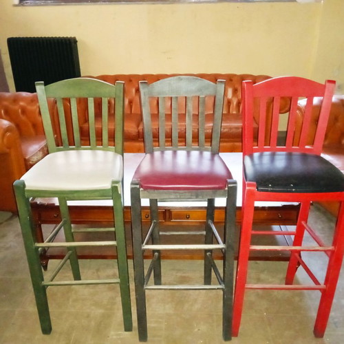 Stools 22 pcs and chairs 24 pcs used, glass washer and ice maker