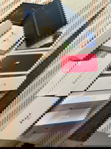 iPhone boxes
