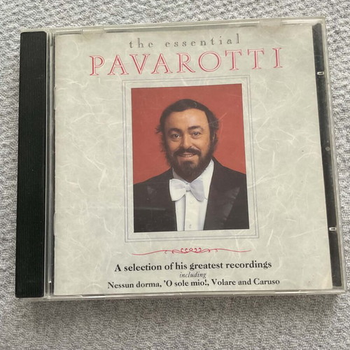 The Essential Pavarotti CD like new