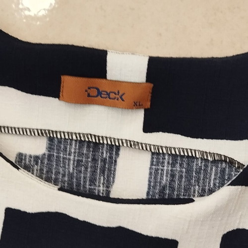 Deck 9 short dress like new, white and blue with lace detail