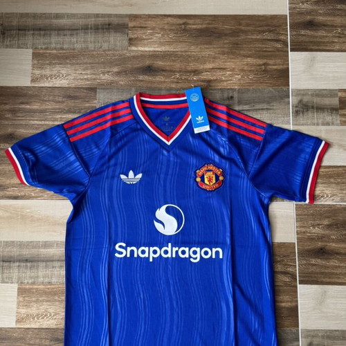 Manchester United jersey, authentic