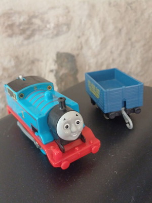 Tomas the train used with free wagon