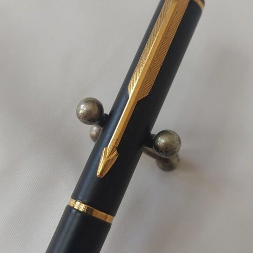 Parker Arrow pen black used