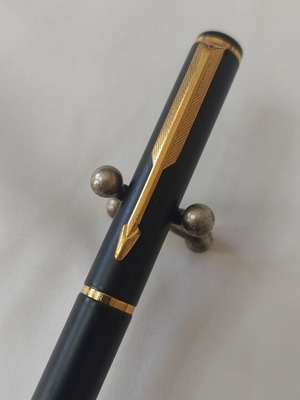 Parker Arrow pen black used