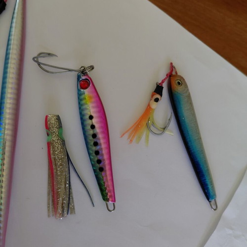 Shore Jigging Jigs new, Pregio Slash 80gr, Hayabusa Jack Eye Shot 60gr, Oceanic Team 60gr
