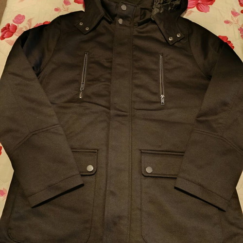 Men's jacket new, size Large, black with detachable hood