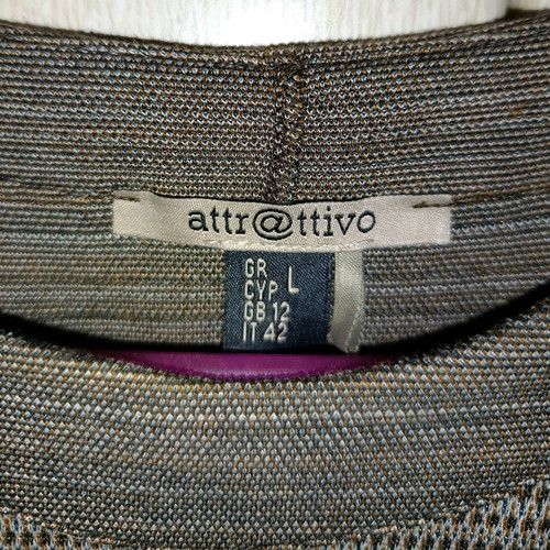 Attrattivo sleeveless dress Large like new with woven striped look
