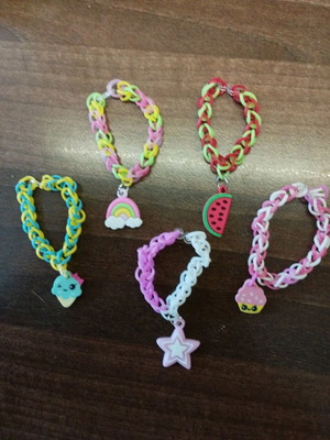 Set of handmade children's plexi flexi bracelets in 5 designs new