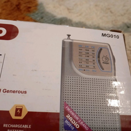 Radio new with rechargeable battery
