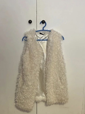 White fur vest Janina like new, size M