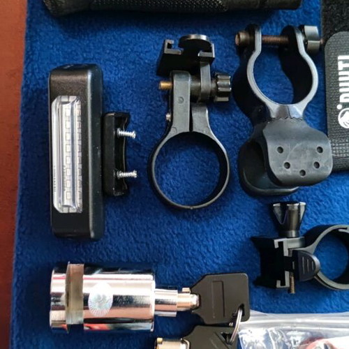 24 BICYCLE ITEMS