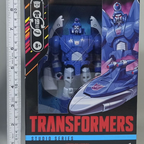 Transformers Studio Series G1 Scourge Voyager Class figure new