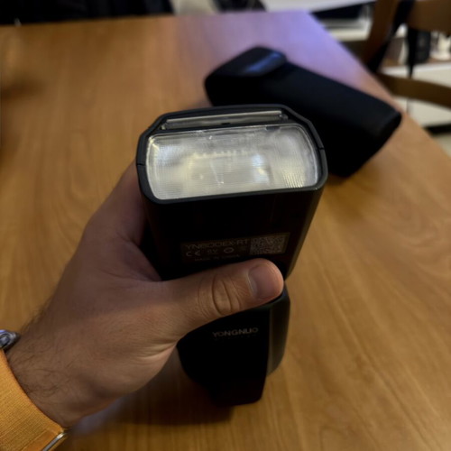 Yongnuo YN600EX-RT flash for Canon cameras, with case
