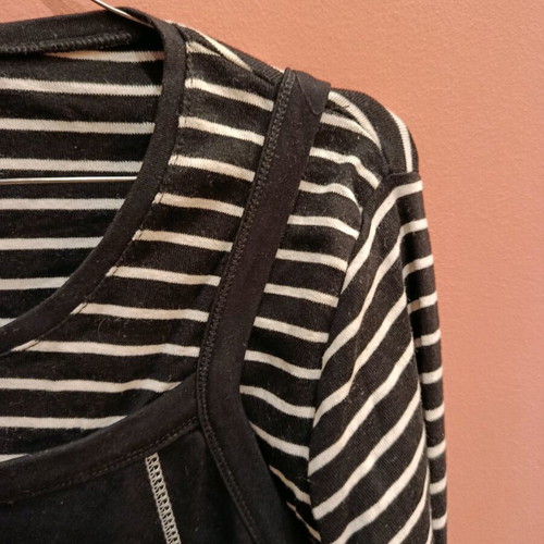 Long-sleeve shirt used, size S, black and white