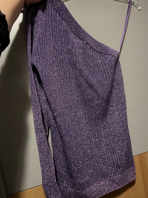 BSB one sleeve blouse new, size L