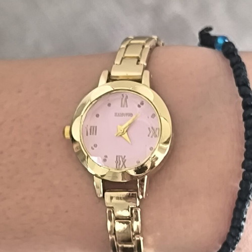 Quartz women's watch gold with pink dial, flawless condition