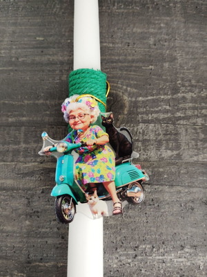 Candle with humorous pendant design of grandmother on scooter with cat new