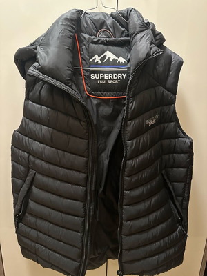 Superdry Fuji Sport Black Sleeveless Vest like new, size L