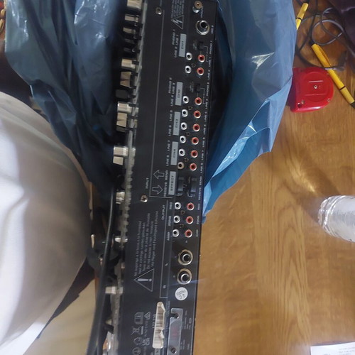 VONYX STM-3007 DJ Mixer 6 Channels with USB/SD/MP3, Effect and Bluetooth used