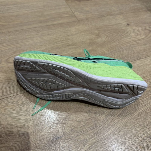 Asics Superblast 2 Ekiden running shoes, size 46, green