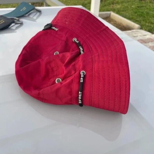 Hat new, red, size L