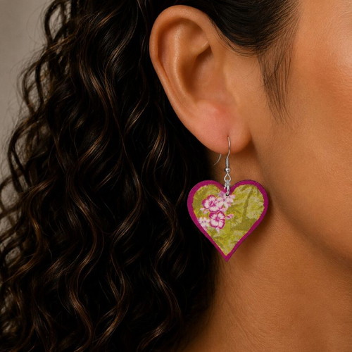 Wooden handmade heart earrings green with fuchsia