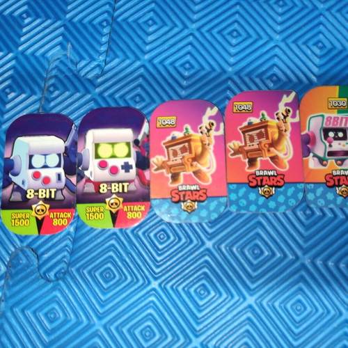 Brawl Stars 8-BIT collectible iron tags like new, set of 5 pieces