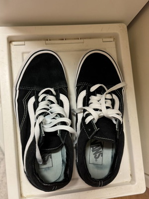 Vans αθλητικά unisex μέγεθος 38.5 μαύρα σαν καινούργιο