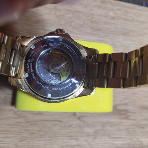 Invicta Grand Diver Men's Watch 47mm Automatic with Gold Bracelet like new