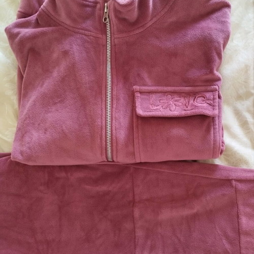 Velour tracksuit pink like new, age 12