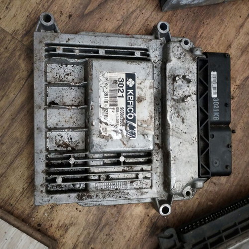 ECU computer for Kia Picanto 1.0 3911002FB0