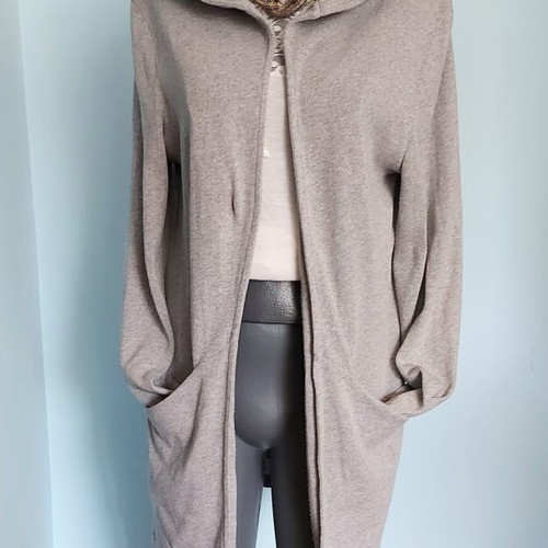 Γυναικεία ζακέτα με κουκούλα Pull & Bear μεταχειρισμένη, μεγέθη M έως XL, γκρι