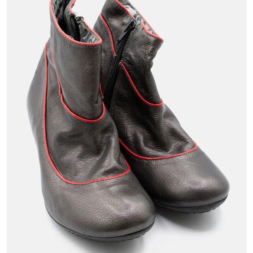 Fly London ankle boots brown with red detail like new, size 38