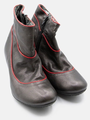 Fly London ankle boots brown with red detail like new, size 38