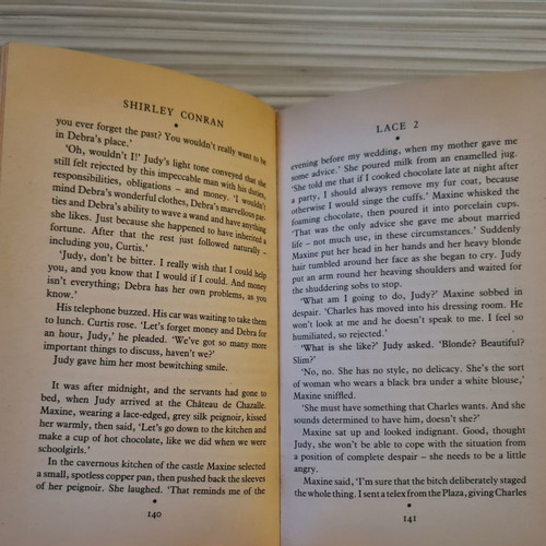 Book Lace 2 by Shirley Conran, very good condition, English, 1985