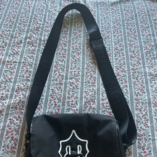 Τσάντα Trapstar χιαστί