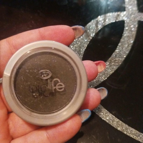 Biolife eyeshadow new, black iridescent