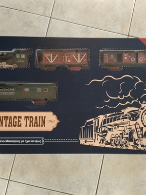 Vintage Train toy set 34 pieces like new with sound and lights