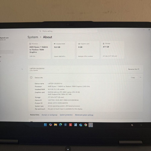 Lenovo LOQ 15APH8 gaming laptop Ryzen 7 7840HS RTX 4060 16GB RAM 512GB SSD