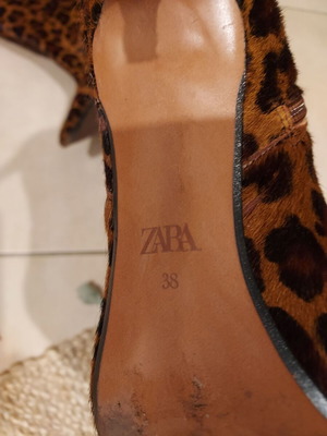 LEATHER BOOT