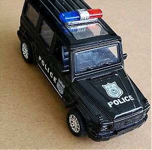 Mercedes-Benz gelentvagen police