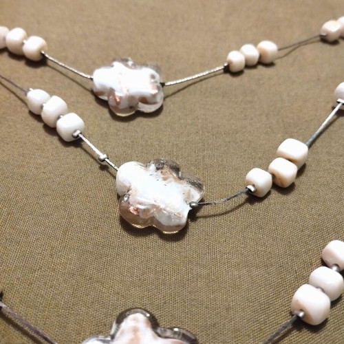 Necklace with triple strand glass flowers and beads new