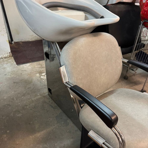 Hairdressing set with shampoo chairs Italian origin like new