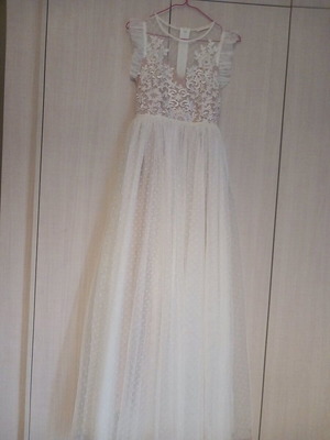 Wedding dress size XS suitable for civil wedding