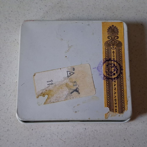 Panter metal box for 20 small cigars, vintage collectible