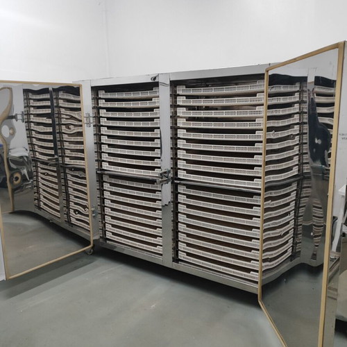 Food dryer like new inox with automation and touch screen
