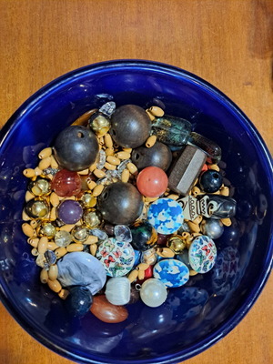Beads set like new with wood, glass, acrylic, and pearls